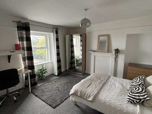 House for rent in Greenbank, Mount Wise