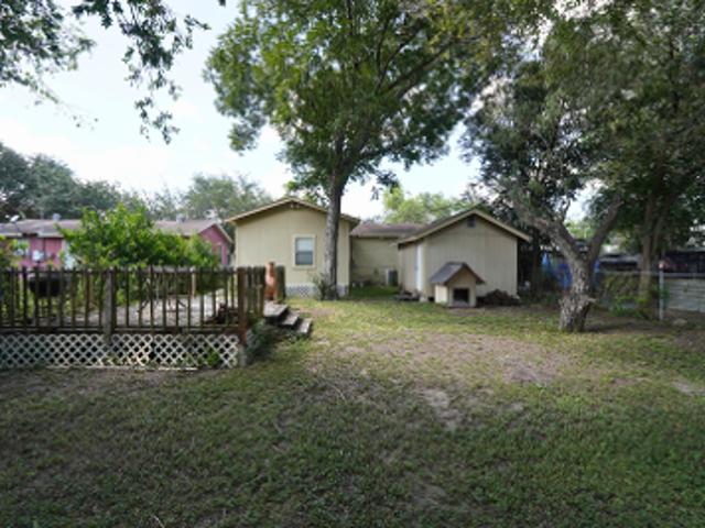 House for sale in Alice, Jim Wells County