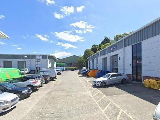 House for rent in Follaton, Strode