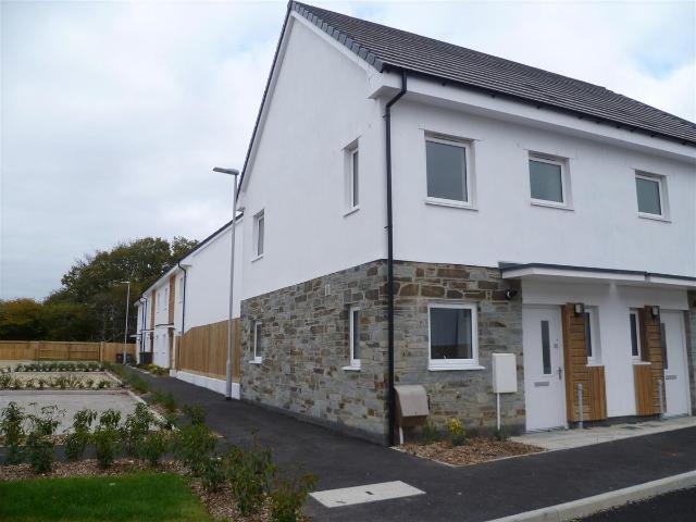 House for rent in Efford, Mount Wise