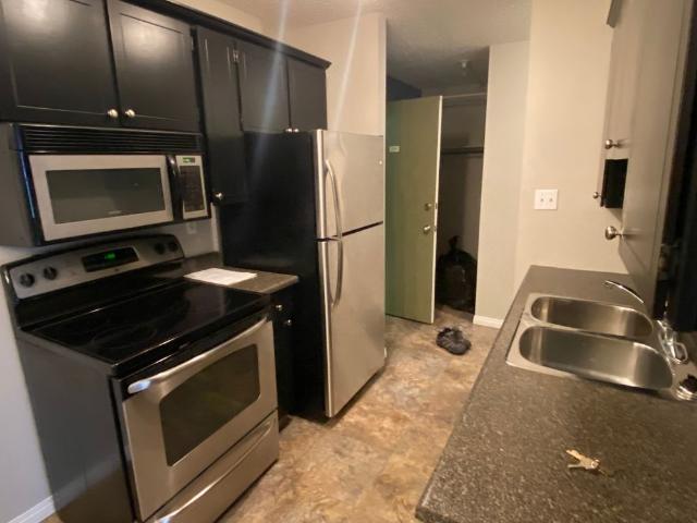 Townhouse for rent in Wedgewood, Alberta