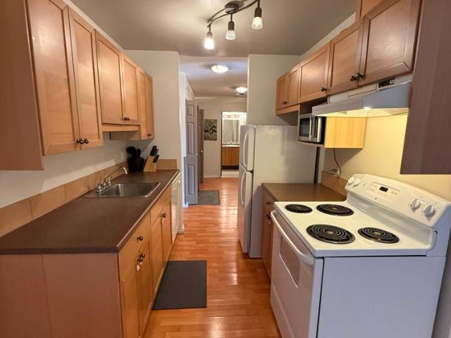 Apartment for rent in Sweet Grass, Edmonton
