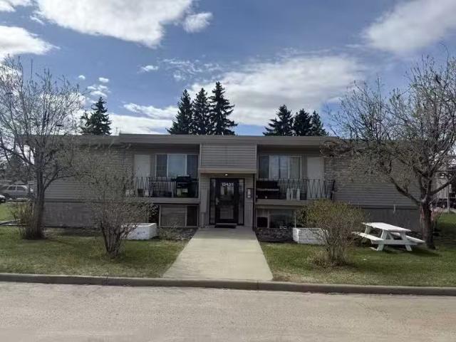 House for rent in Wedgewood, Alberta