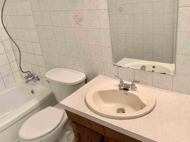 Apartment for rent in Wedgewood, Alberta