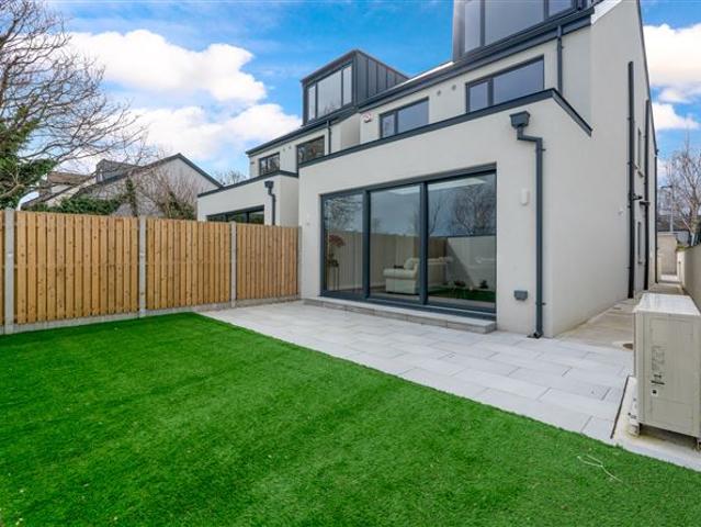 Detached House for sale in Bluebell, North Tipperary