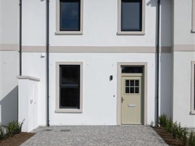Terraced House for sale