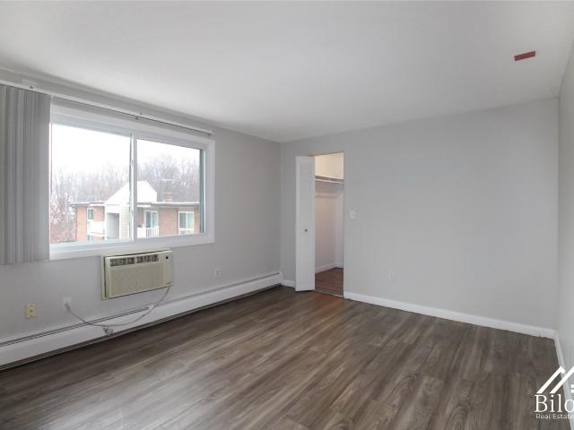 Apartment for rent in Cranston, Rhode Island