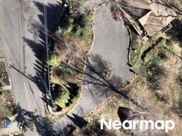Property for sale in Hawthorne Terrace, Danbury