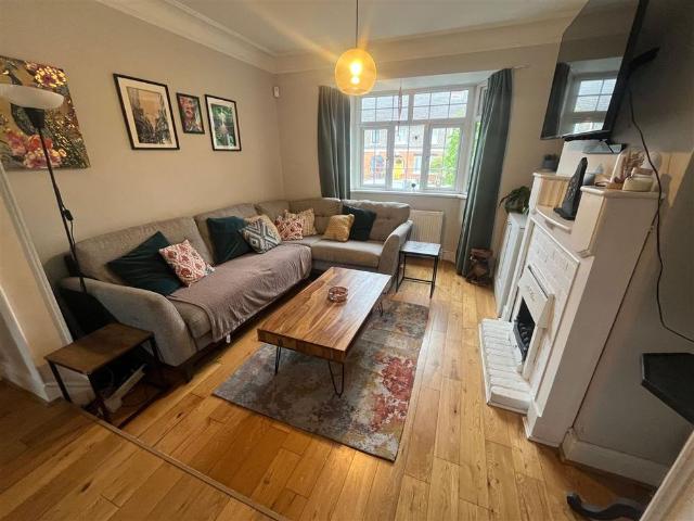 House to rent in Bluebell, North Tipperary