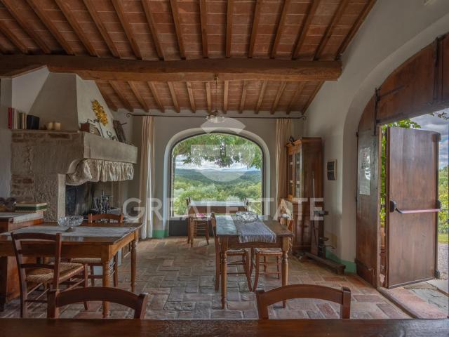 Casa in vendita a Asciano, Toscana