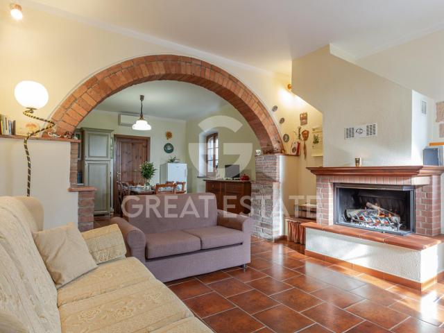 Casa in vendita a Chiusi Città, Toscana