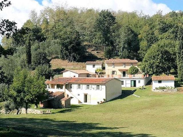 Casa in vendita a Uzzano E Castello, Pistoia
