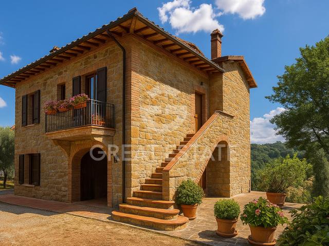 Casa in vendita a Abbadia Di Montepulciano, Toscana