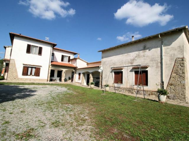 Casa in vendita a Roccastrada, Toscana