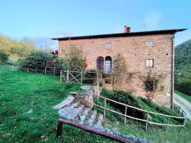 Casa in vendita a Pratovecchio Stia, Stia