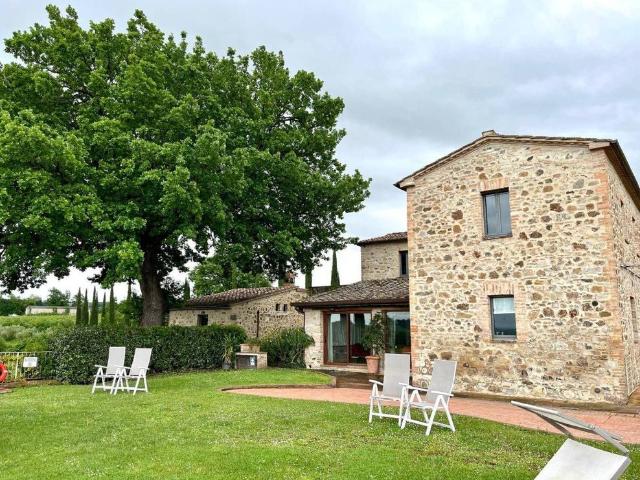 Rustico in vendita a Montalcino, Toscana