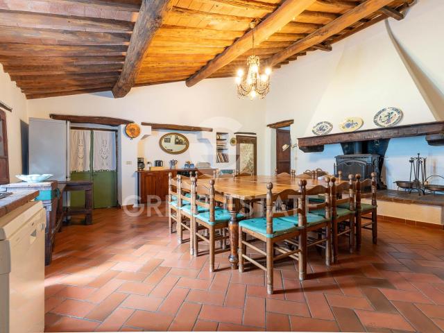 Casa in vendita a Barberino Tavarnelle, Tavarnelle Val Di Pesa