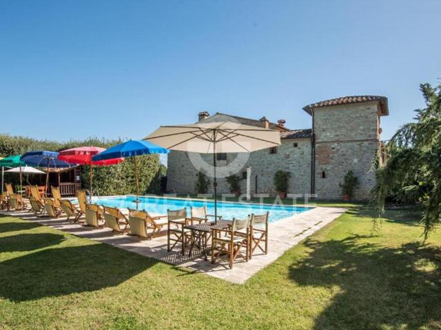 Casa in vendita a Rapolano Terme, Toscana