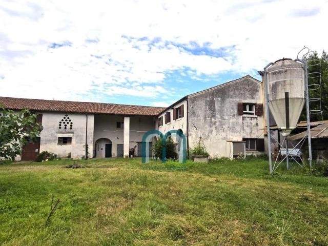 Rustico in vendita a Mirano, Veneto