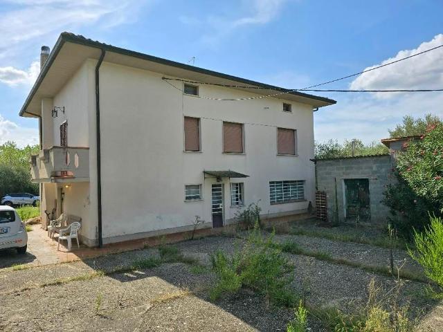 Rustico in vendita a Montevettolini, Toscana