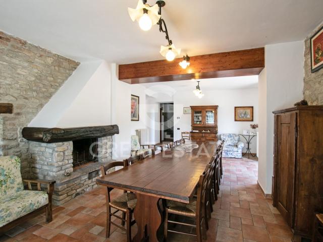Casa in vendita a Vicchio, Toscana