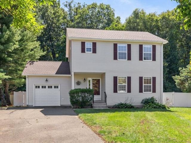 House for sale in South Windsor, Connecticut