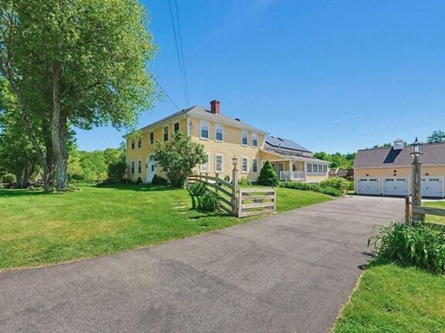 House for sale in East Brookfield, Massachusetts