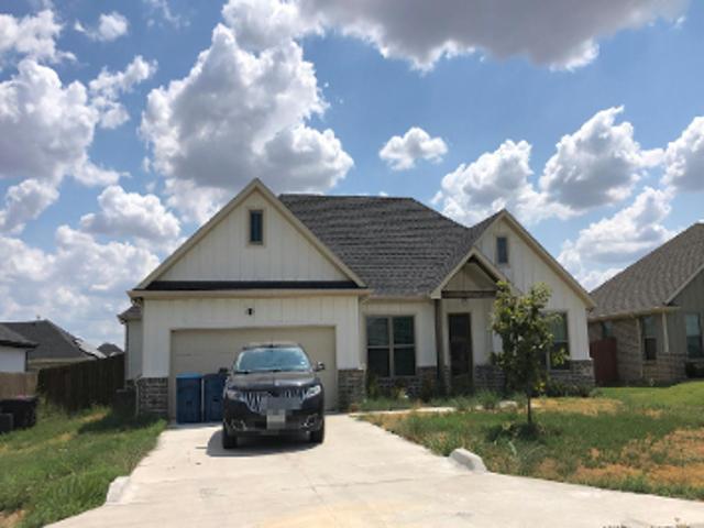 House for sale in Ellis, Texas