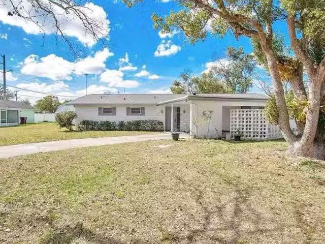 House for rent in Deltona