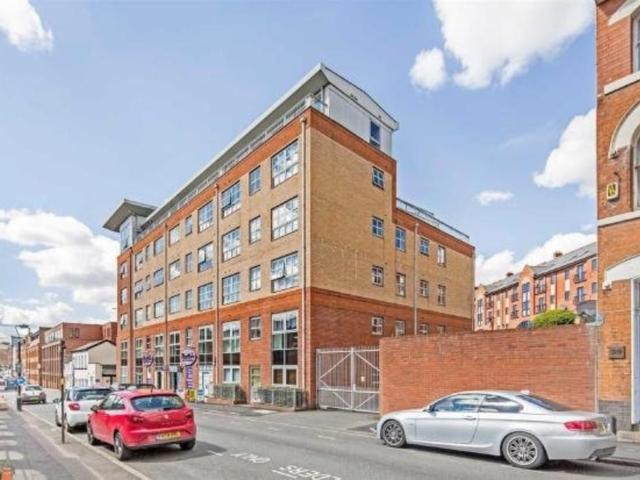 Apartment for rent in Park Central, Birmingham