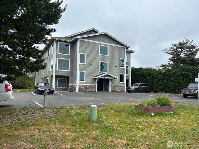 Condo for sale in Ocean Shores