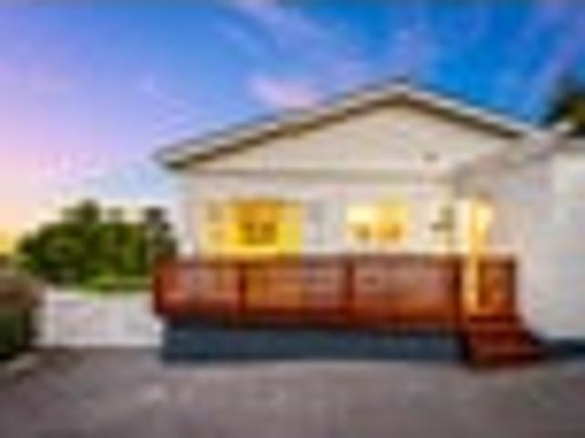 House for sale in Glen Eden, Waitākere Ranges