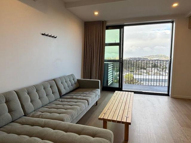 Apartment for rent in Point Chevalier, Albert-Eden