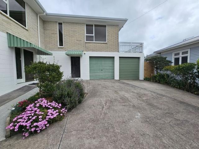 House for rent in Point Chevalier, Albert-Eden