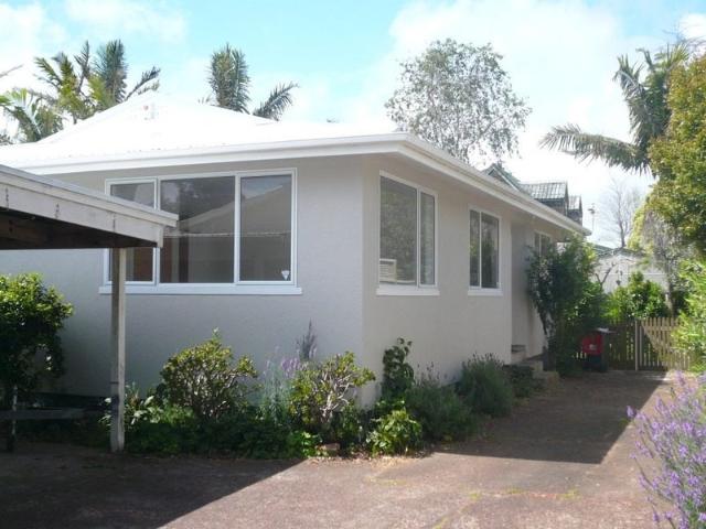 House for rent in Point Chevalier, Albert-Eden