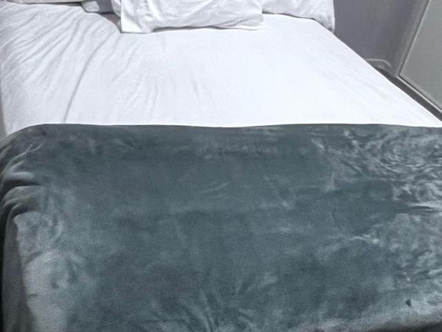 Room for rent in Camerons Creek, Victoria