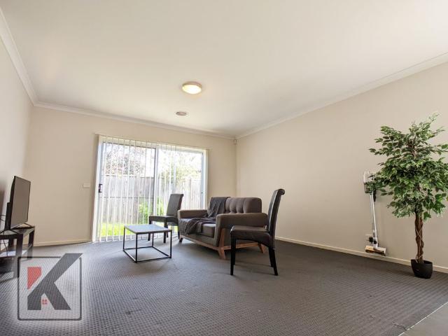 Room for rent in Point Cook, Melbourne