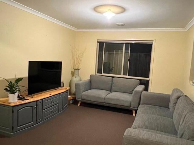 Room for rent in Camerons Creek, Victoria