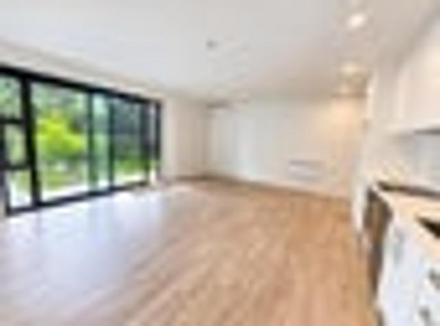 Apartment for rent in Point England, Maungakiekie-Tāmaki