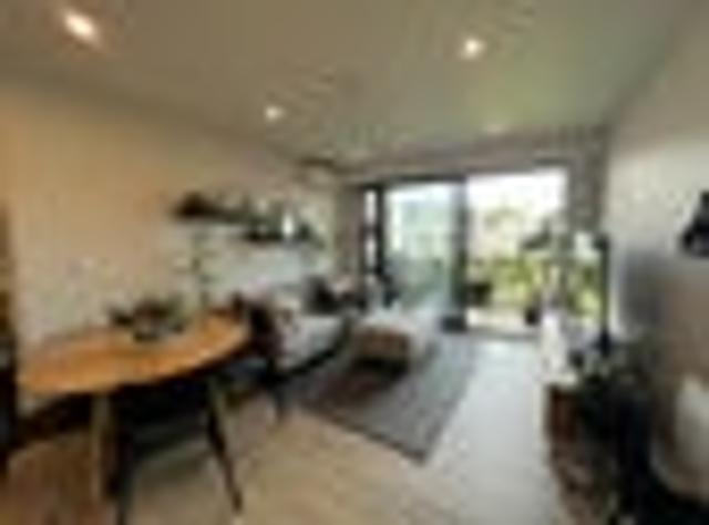 Apartment for rent in Point England, Oroua County