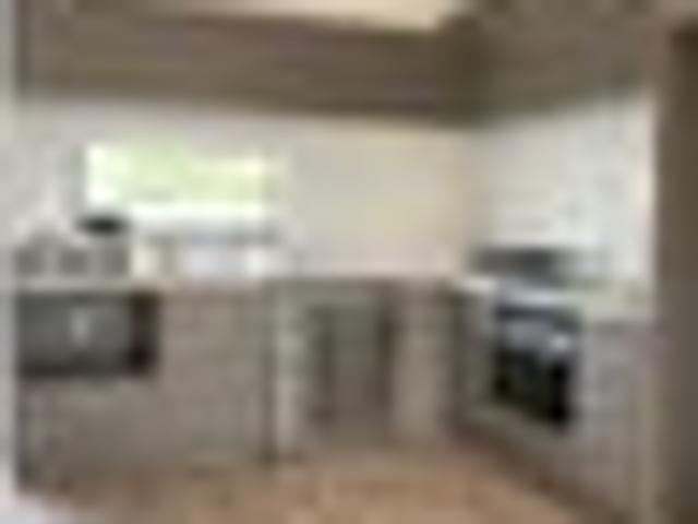 Townhouse for rent in Point England, Oroua County