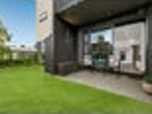 Apartment for rent in Point England, Oroua County