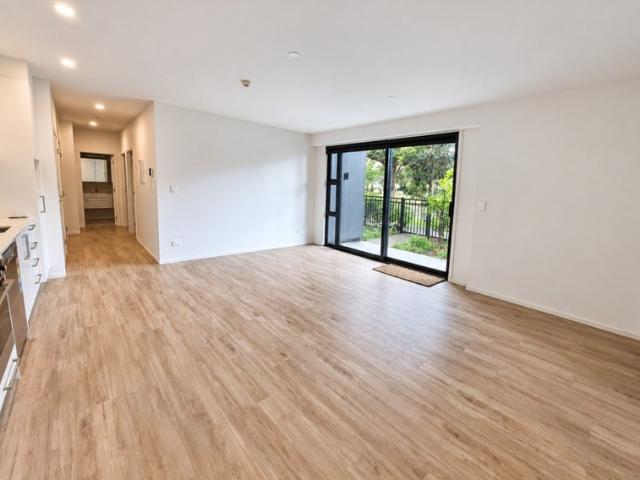 Apartment for rent in Point England, Maungakiekie-Tāmaki