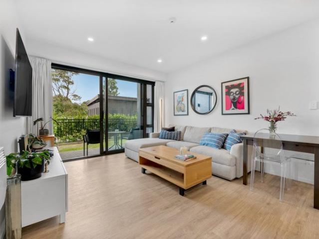 Apartment for rent in Point England, Oroua County