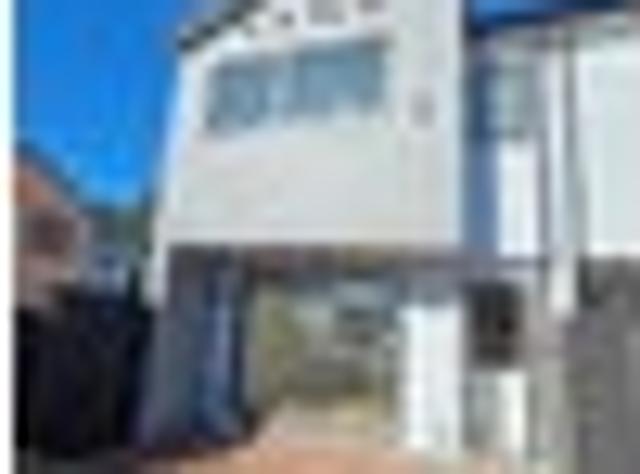 Townhouse for rent in Point England, Oroua County