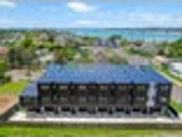 Townhouse for rent in Point England, Oroua County