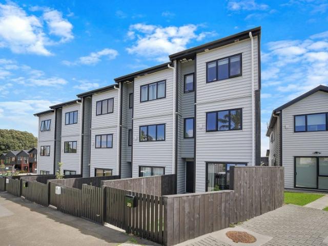 House for rent in Point England, Oroua County
