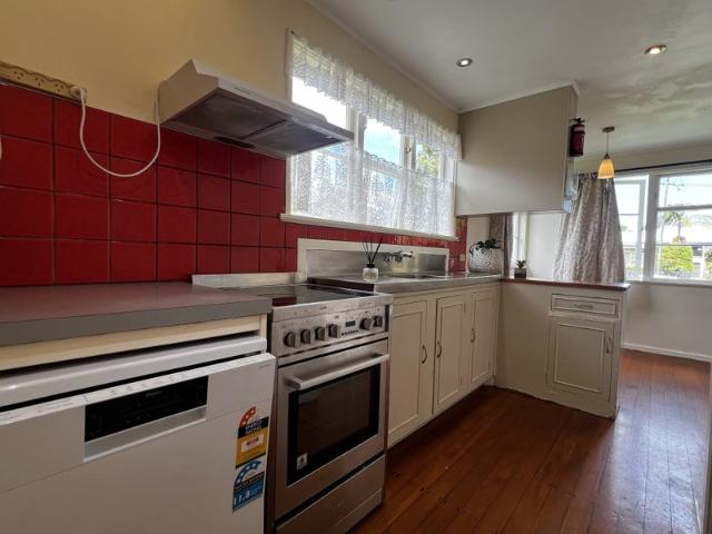 House for rent in Point England, Maungakiekie-Tāmaki