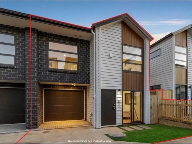 House for rent in Point England, Oroua County