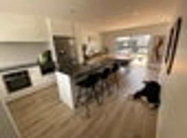 Townhouse for rent in Point England, Oroua County
